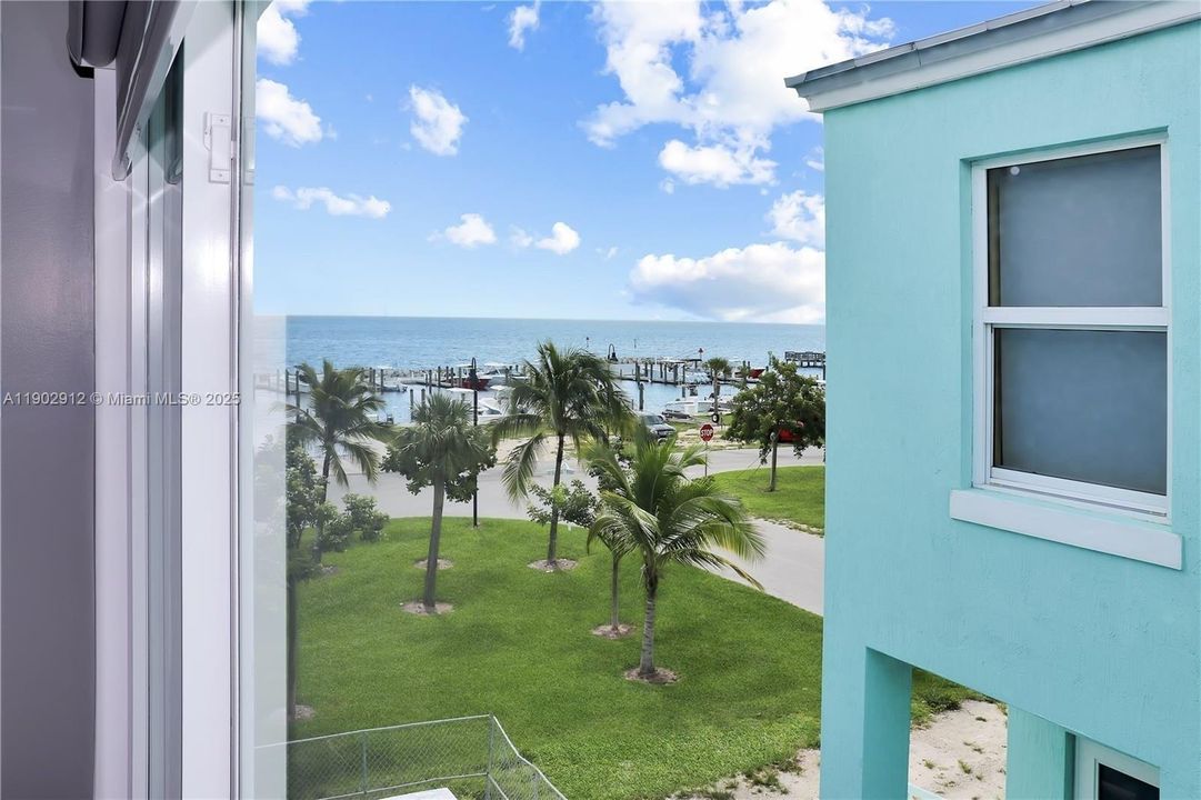 For Rent: $4,000 (3 beds, 2 baths, 1470 Square Feet)