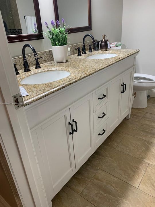 Active With Contract: $3,495 (3 beds, 2 baths, 1456 Square Feet)