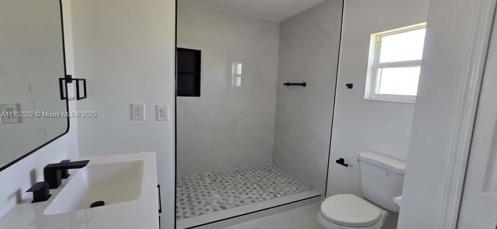 出租: $2,500 (3 贝兹, 2 浴室, 0 平方英尺)