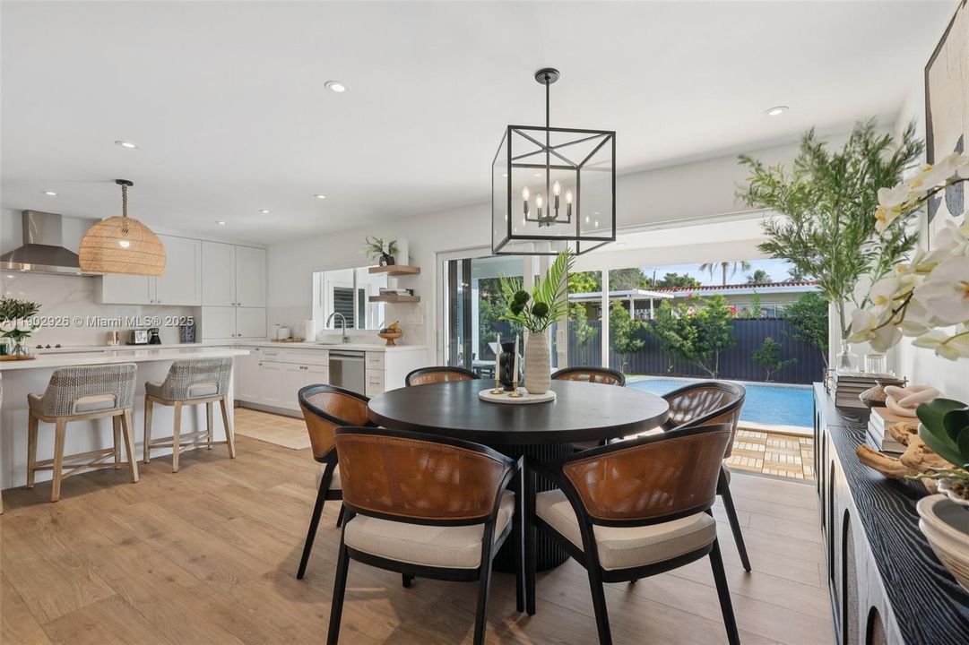 For Sale: $1,100,000 (4 beds, 2 baths, 2073 Square Feet)