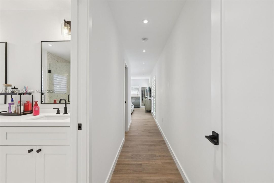 For Sale: $1,100,000 (4 beds, 2 baths, 2073 Square Feet)