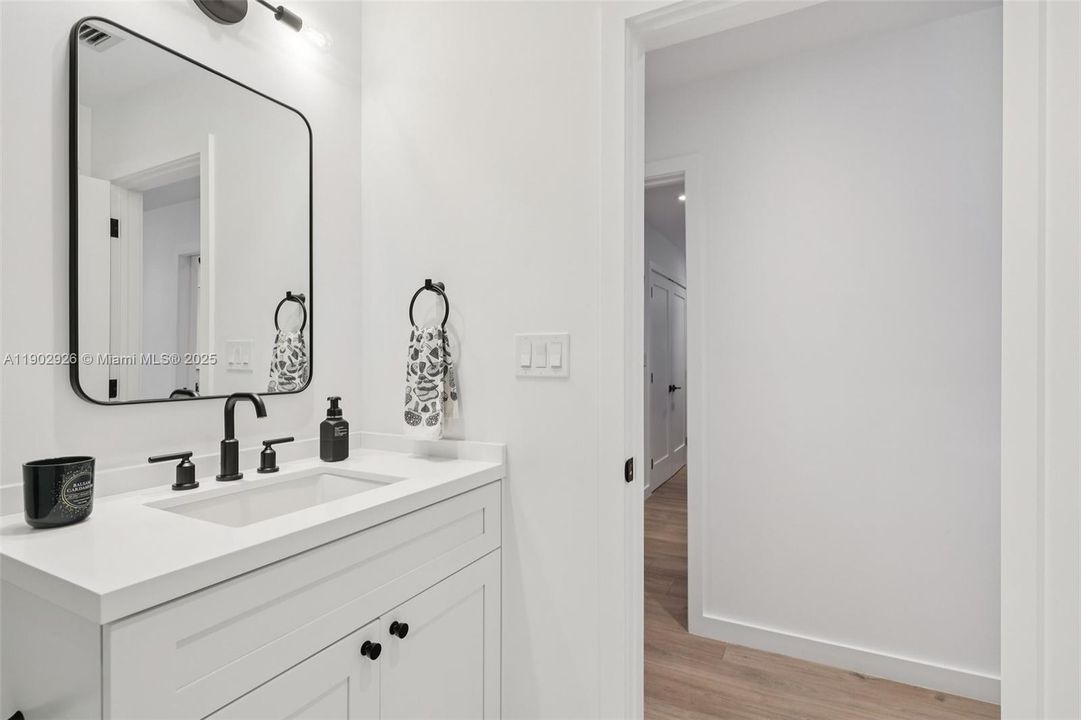 For Sale: $1,100,000 (4 beds, 2 baths, 2073 Square Feet)