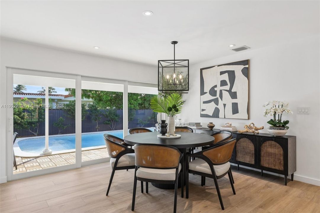 For Sale: $1,100,000 (4 beds, 2 baths, 2073 Square Feet)