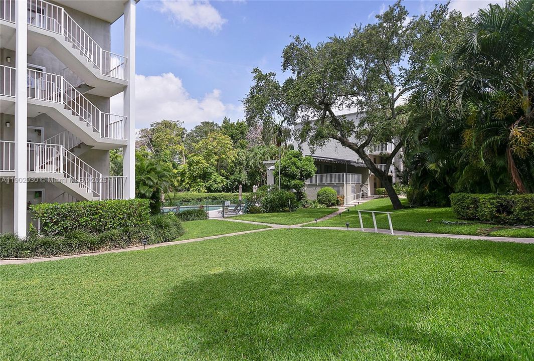 For Rent: $2,750 (3 beds, 2 baths, 1440 Square Feet)