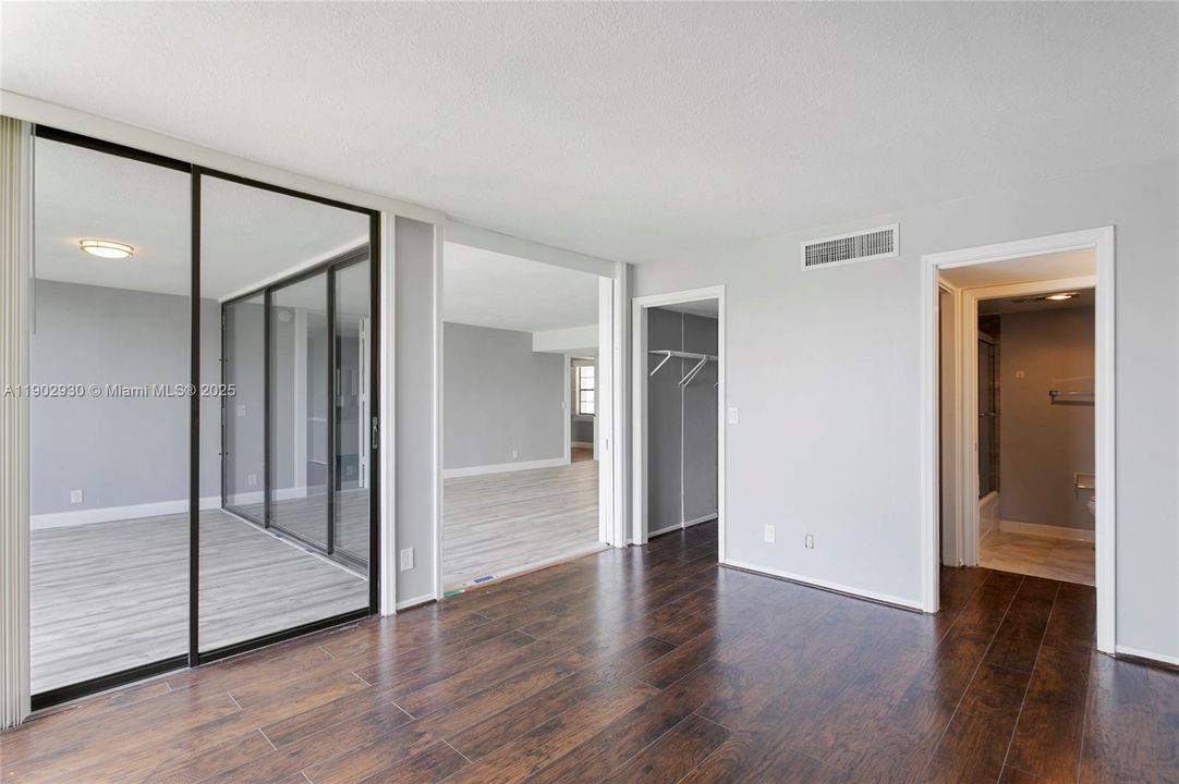 For Rent: $2,750 (3 beds, 2 baths, 1440 Square Feet)