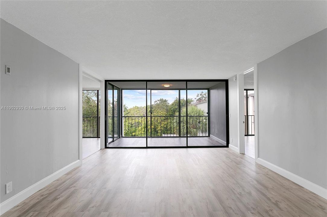 For Rent: $2,750 (3 beds, 2 baths, 1440 Square Feet)