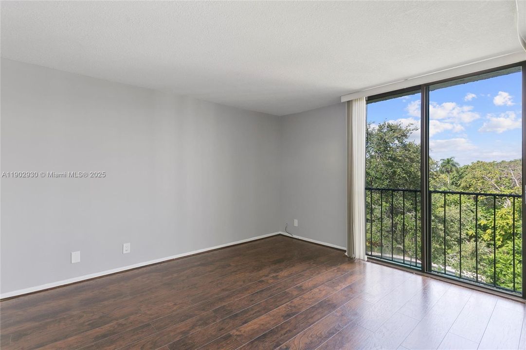 For Rent: $2,750 (3 beds, 2 baths, 1440 Square Feet)