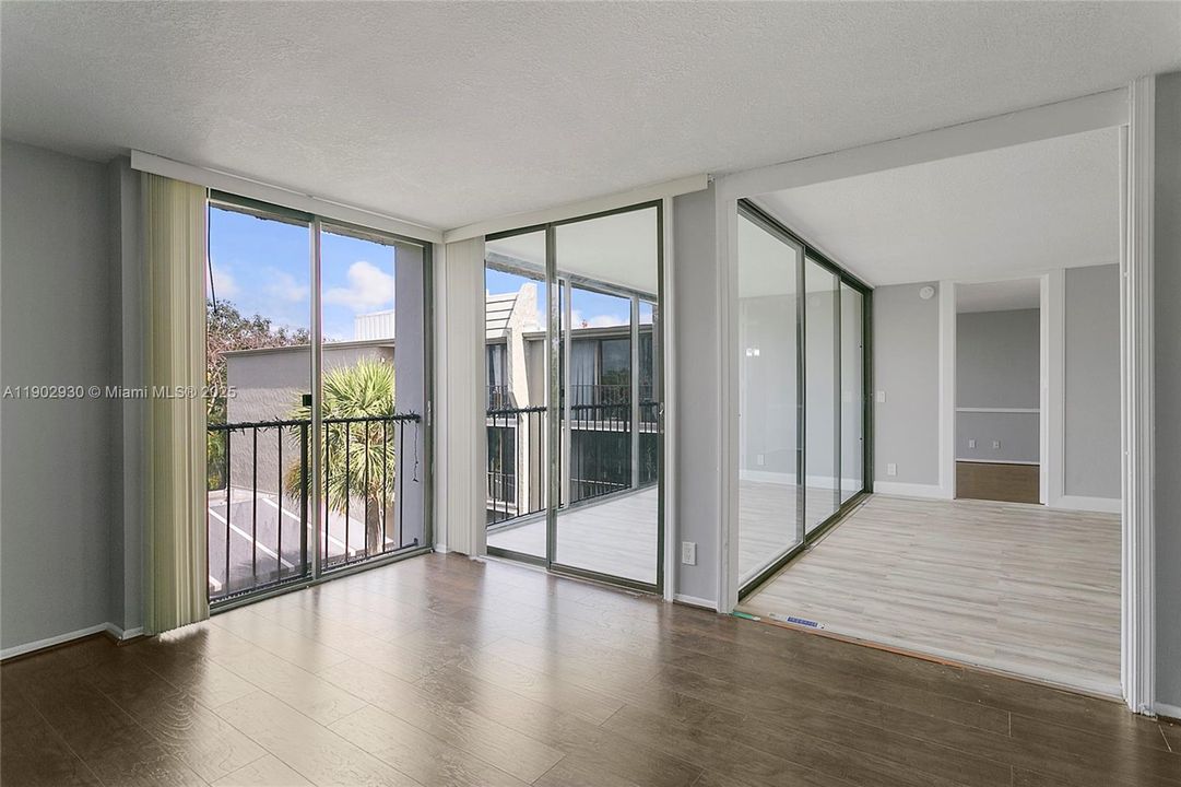 For Rent: $2,750 (3 beds, 2 baths, 1440 Square Feet)