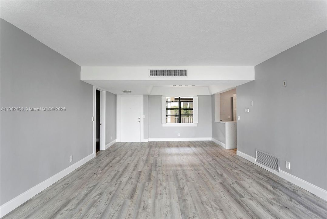 For Rent: $2,750 (3 beds, 2 baths, 1440 Square Feet)