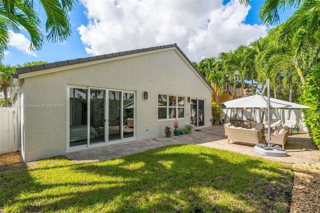 Active With Contract: $679,500 (4 beds, 2 baths, 1859 Square Feet)