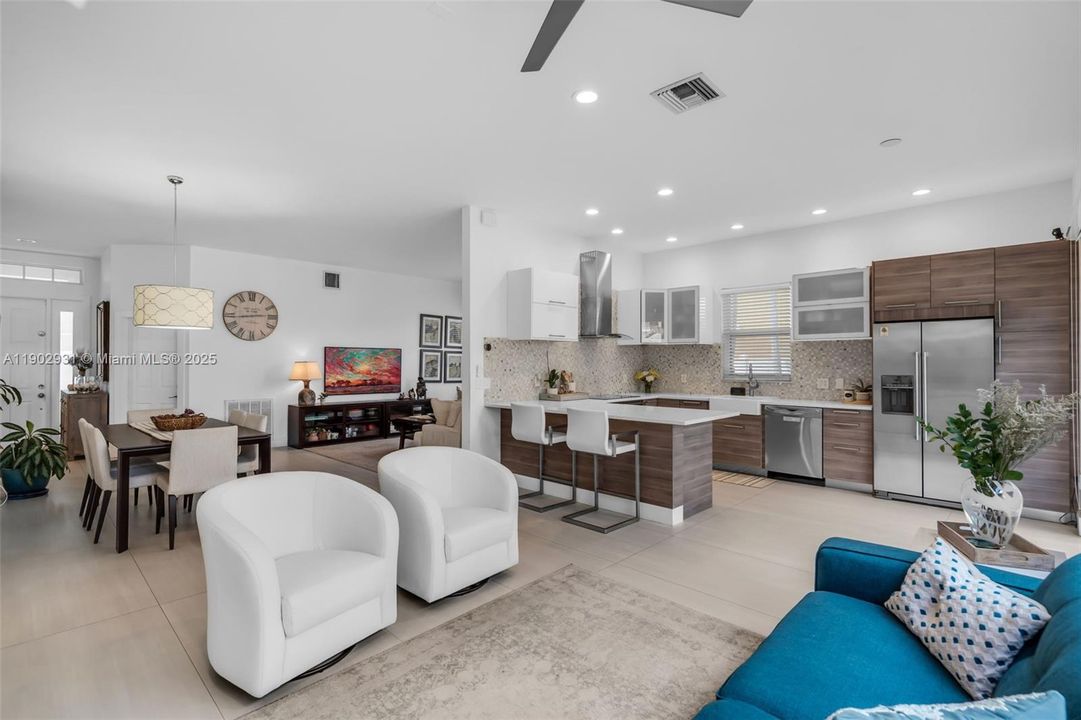 Active With Contract: $679,500 (4 beds, 2 baths, 1859 Square Feet)