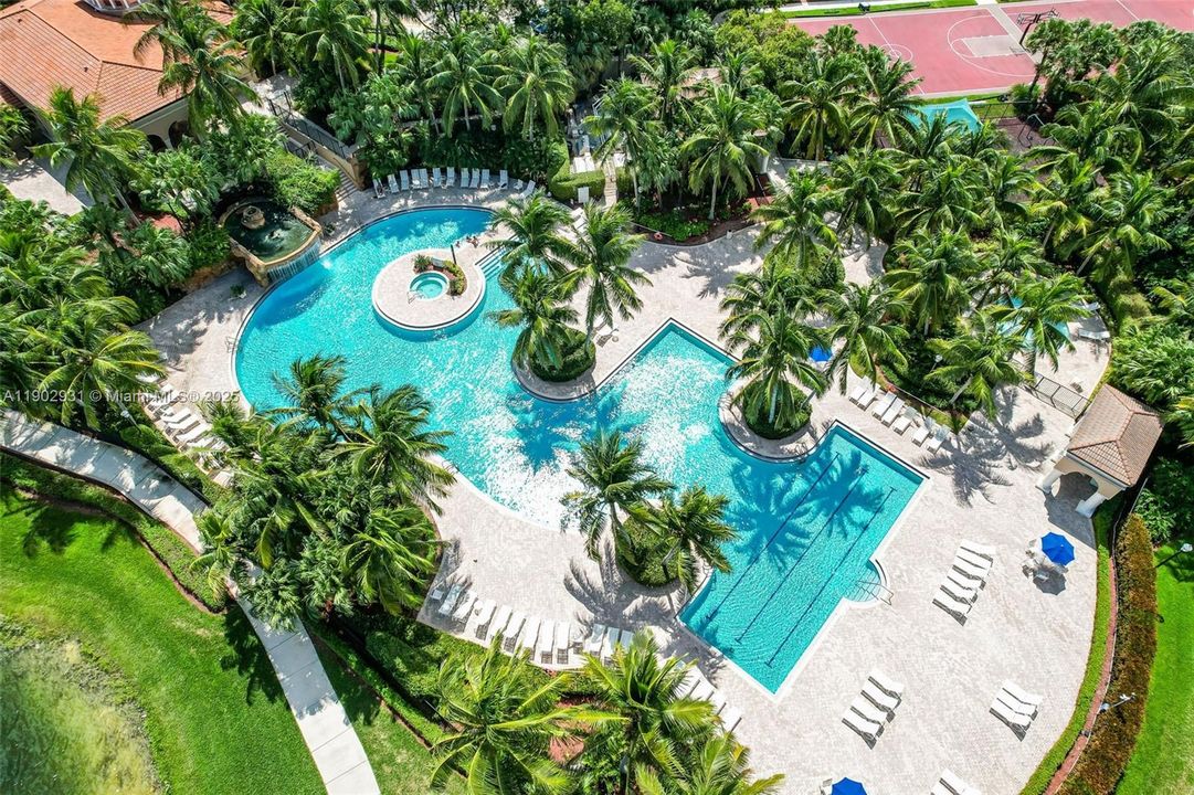 Active With Contract: $679,500 (4 beds, 2 baths, 1859 Square Feet)