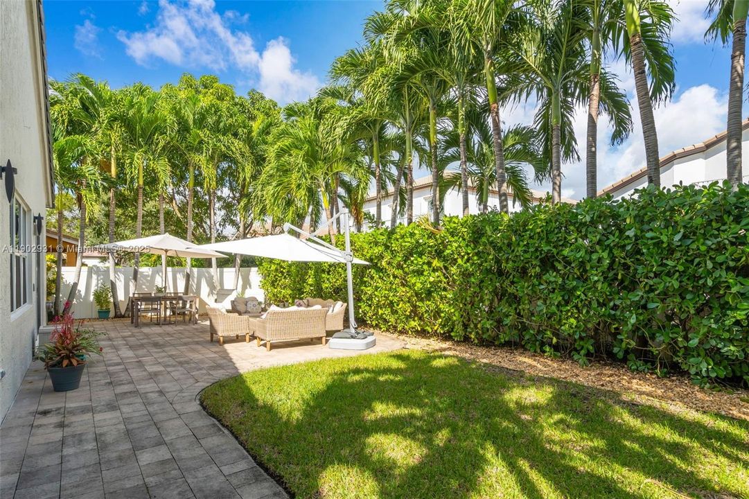 Active With Contract: $679,500 (4 beds, 2 baths, 1859 Square Feet)