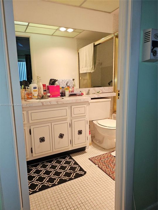 For Rent: $1,650 (2 beds, 2 baths, 944 Square Feet)