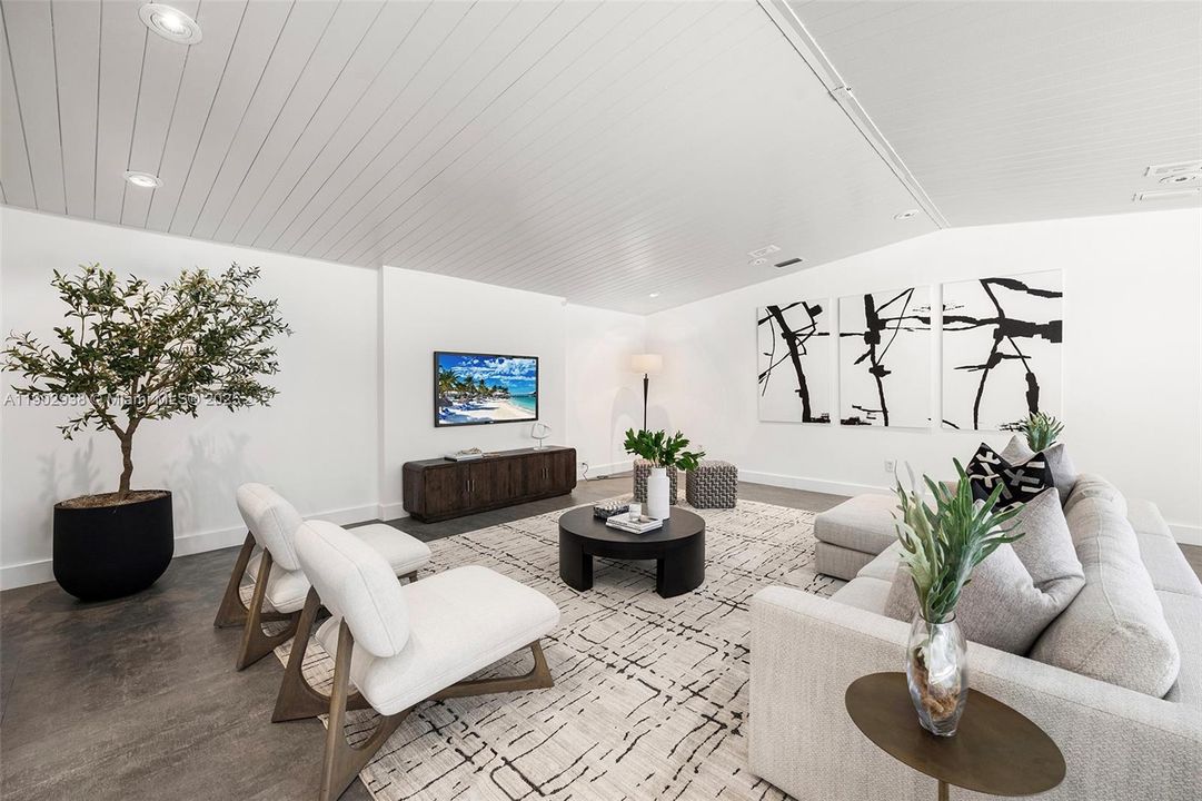 En Venta: $3,699,000 (6 camas, 5 baños, 5343 Pies cuadrados)