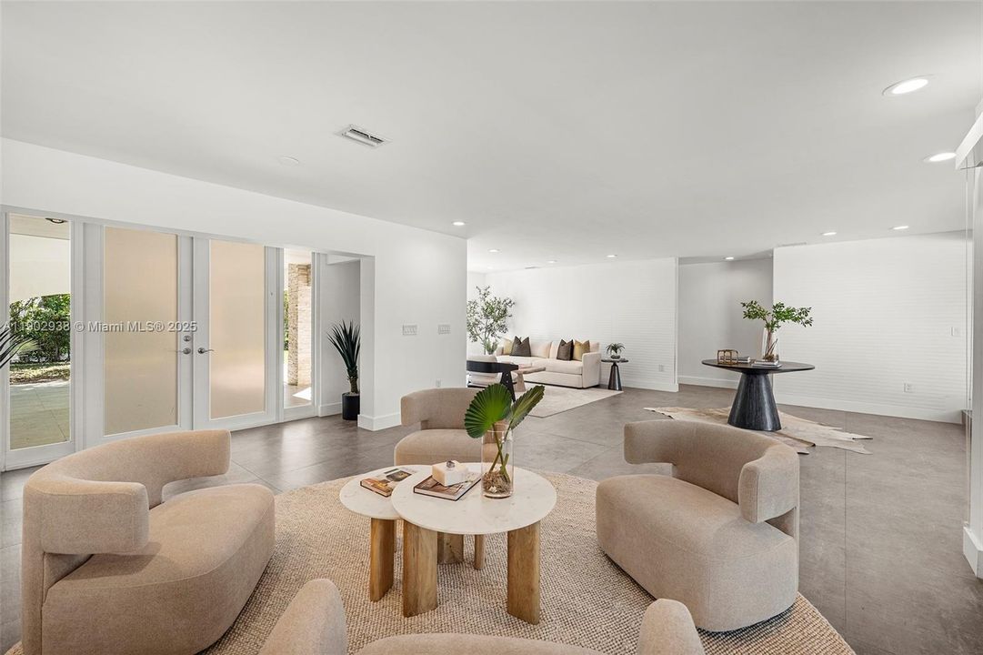 En Venta: $3,699,000 (6 camas, 5 baños, 5343 Pies cuadrados)