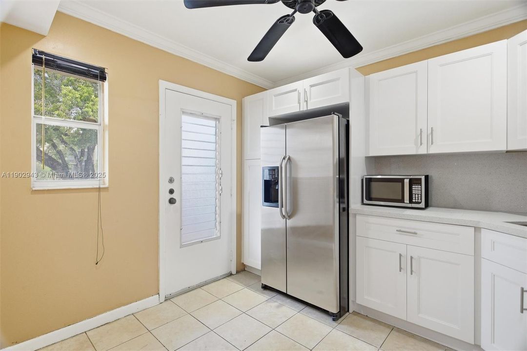 For Sale: $147,500 (2 beds, 2 baths, 1130 Square Feet)