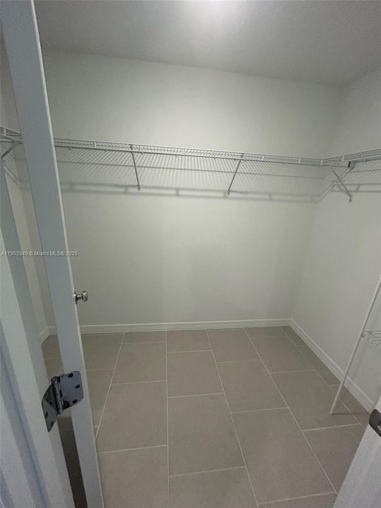 В аренду: $2,200 (3 спален, 2 ванн, 0 Квадратных фут)