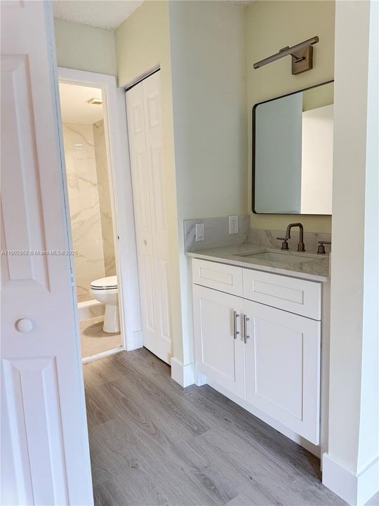 Active With Contract: $2,100 (2 beds, 2 baths, 1024 Square Feet)