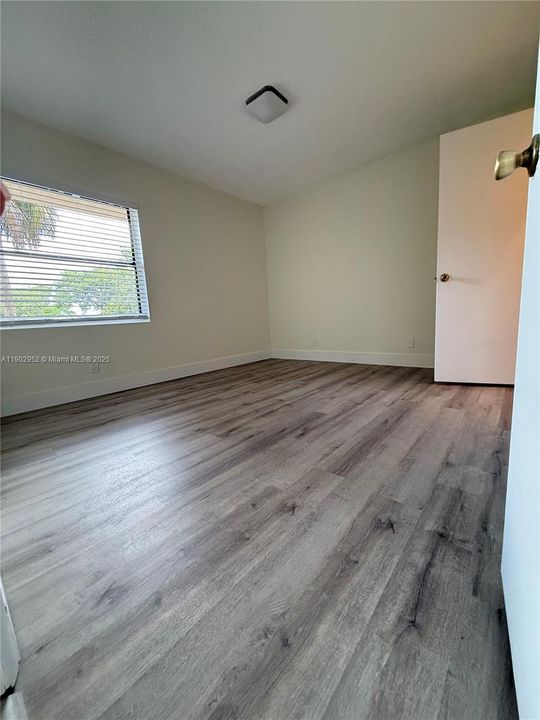 Active With Contract: $2,100 (2 beds, 2 baths, 1024 Square Feet)
