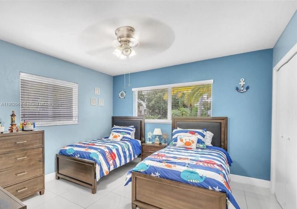 待售: $990,000 (3 贝兹, 2 浴室, 2276 平方英尺)