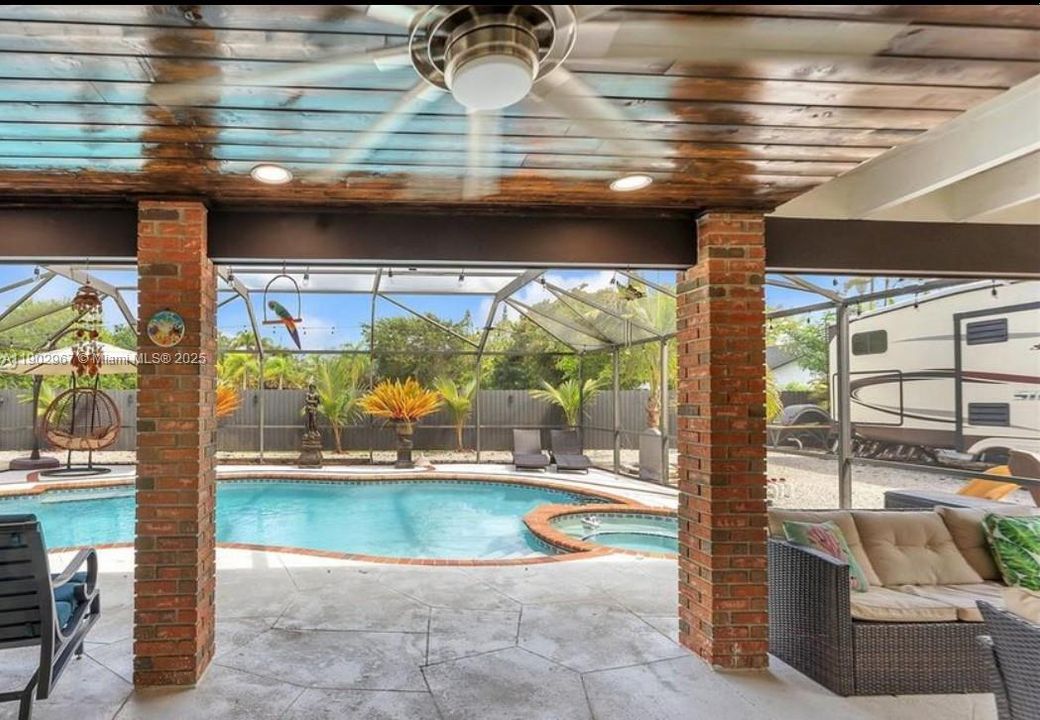 待售: $990,000 (3 贝兹, 2 浴室, 2276 平方英尺)