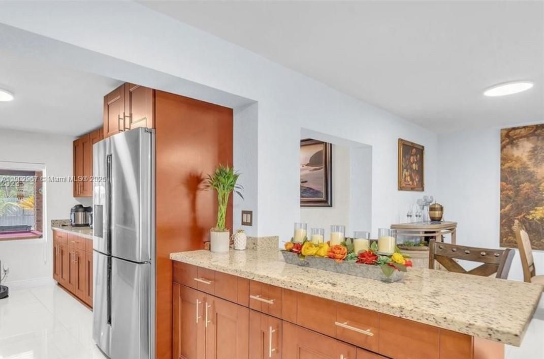 待售: $990,000 (3 贝兹, 2 浴室, 2276 平方英尺)