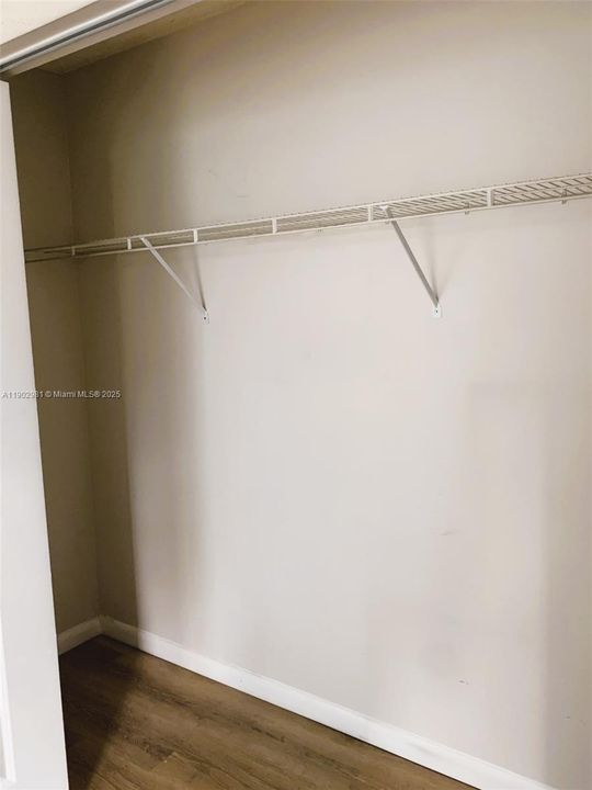 В аренду: $1,900 (2 спален, 2 ванн, 970 Квадратных фут)