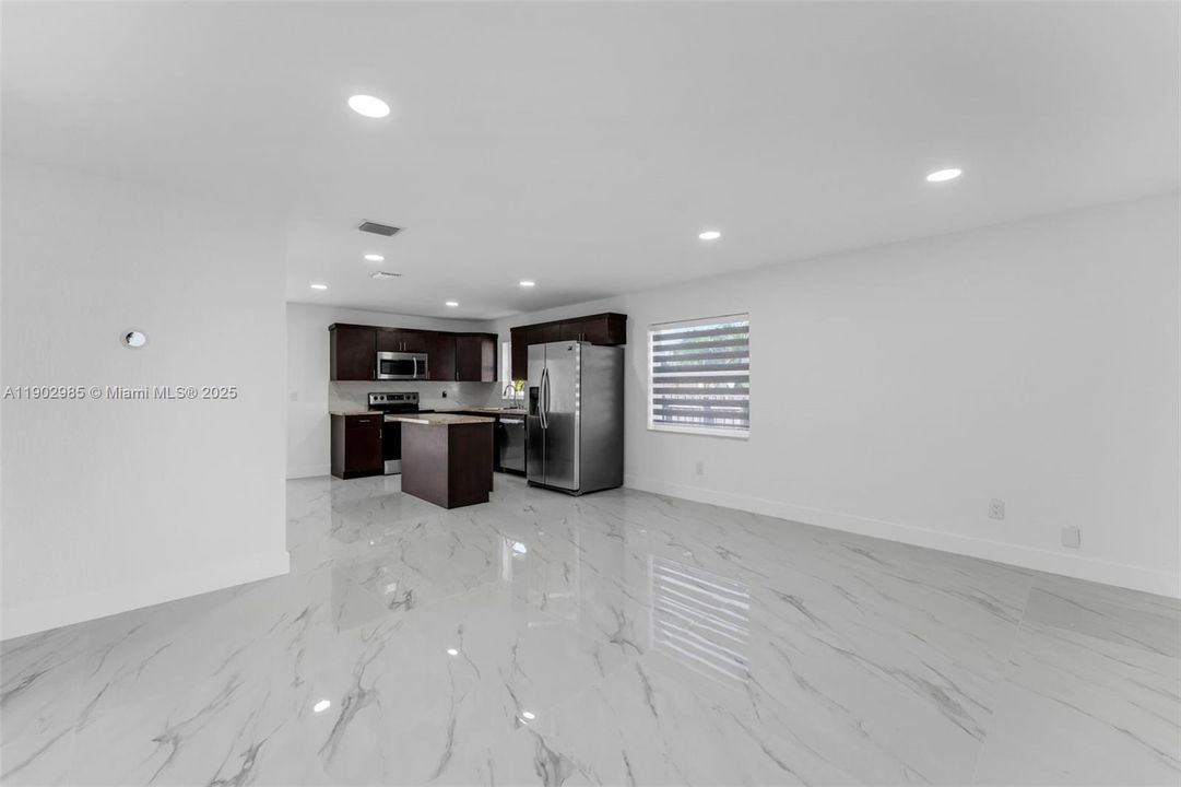 Active With Contract: $3,250 (4 beds, 2 baths, 1288 Square Feet)