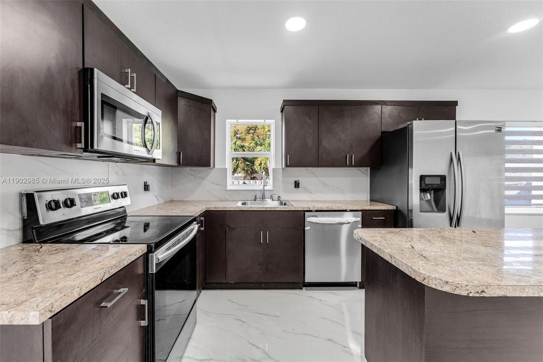 Active With Contract: $3,250 (4 beds, 2 baths, 1288 Square Feet)