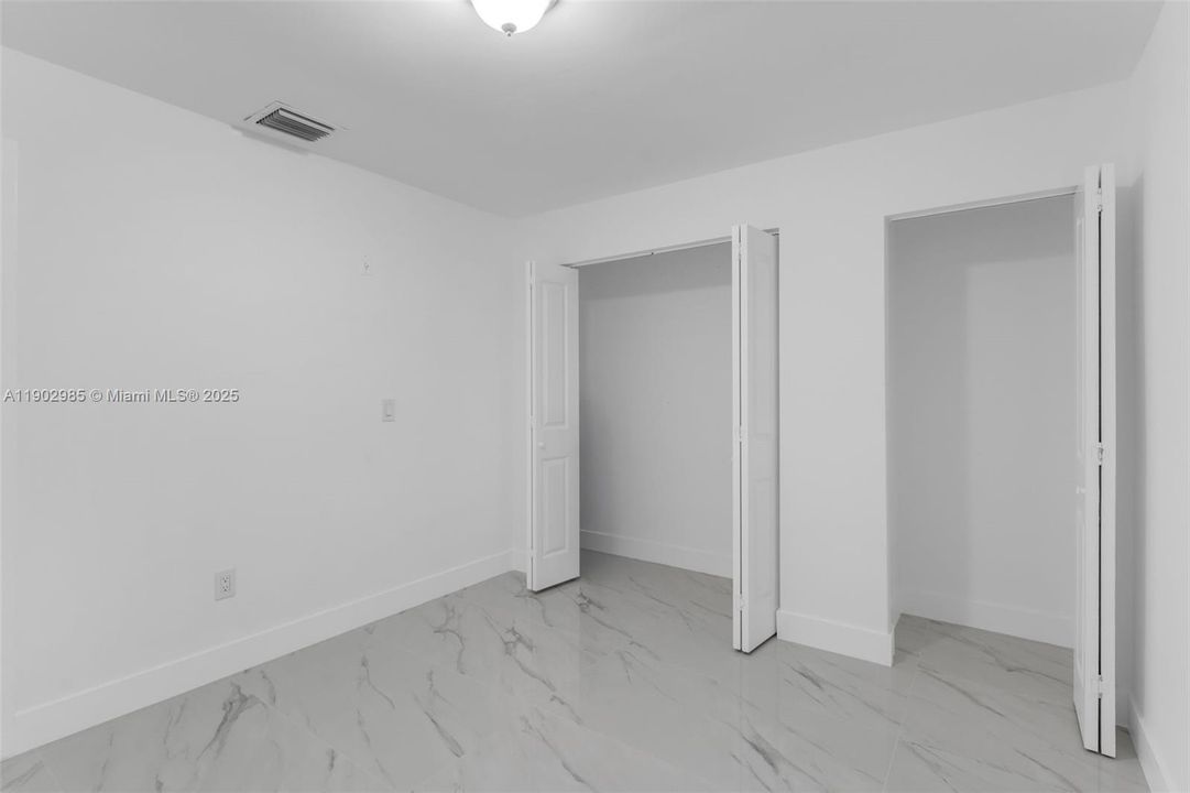 Active With Contract: $3,250 (4 beds, 2 baths, 1288 Square Feet)