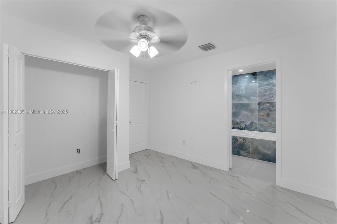 Active With Contract: $3,250 (4 beds, 2 baths, 1288 Square Feet)