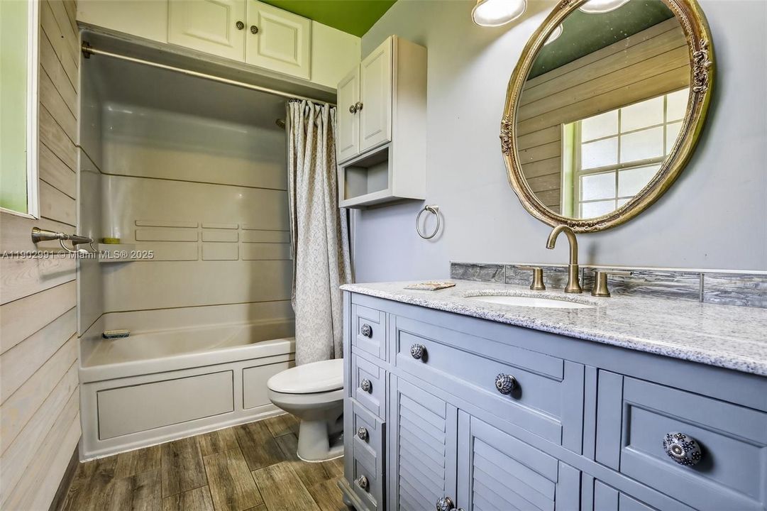 En Venta: $990,000 (3 camas, 2 baños, 1542 Pies cuadrados)