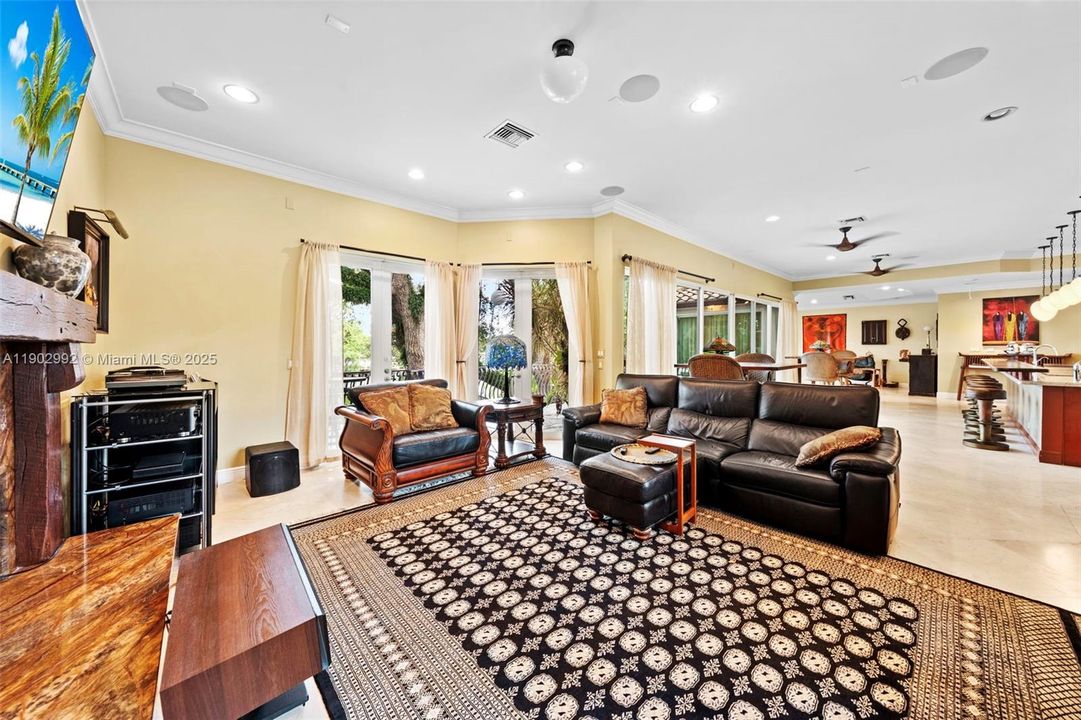 For Sale: $3,125,000 (4 beds, 5 baths, 3771 Square Feet)