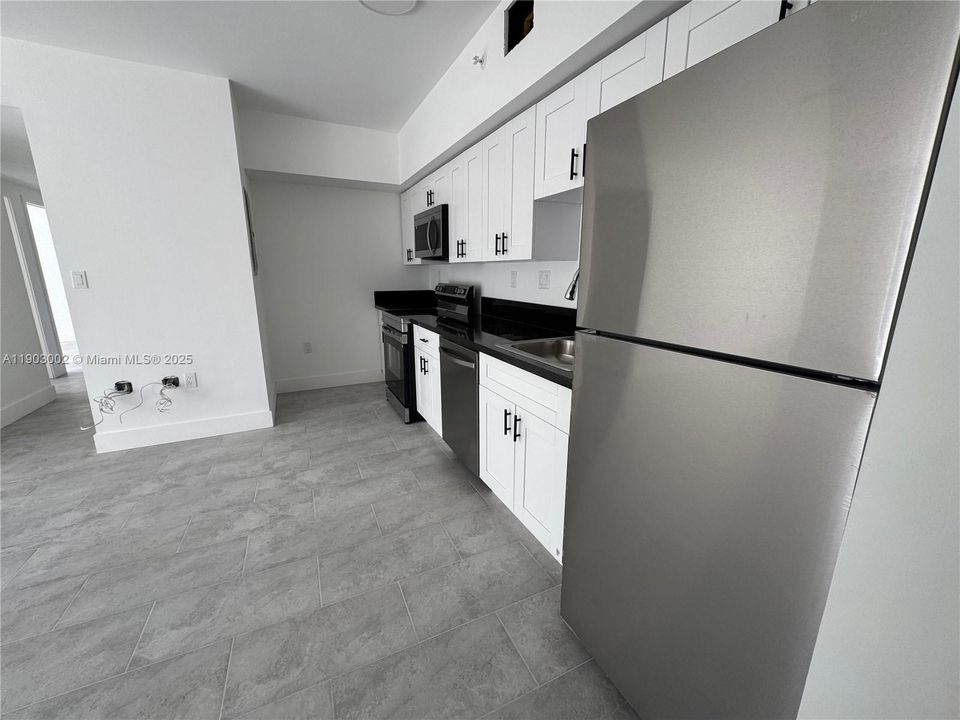 For Rent: $4,450 (4 beds, 2 baths, 1224 Square Feet)