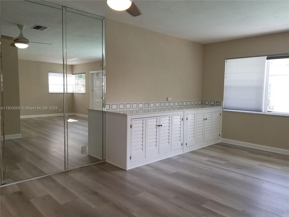 For Rent: $1,650 (1 beds, 1 baths, 600 Square Feet)