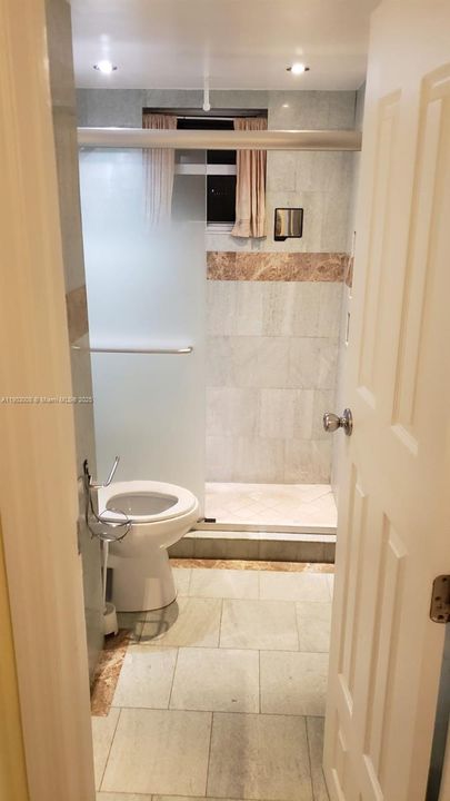 Recently Rented: $1,600 (1 beds, 1 baths, 658 Square Feet)