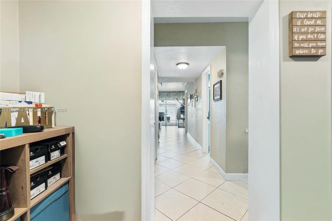 For Sale: $490,000 (2 beds, 2 baths, 1452 Square Feet)