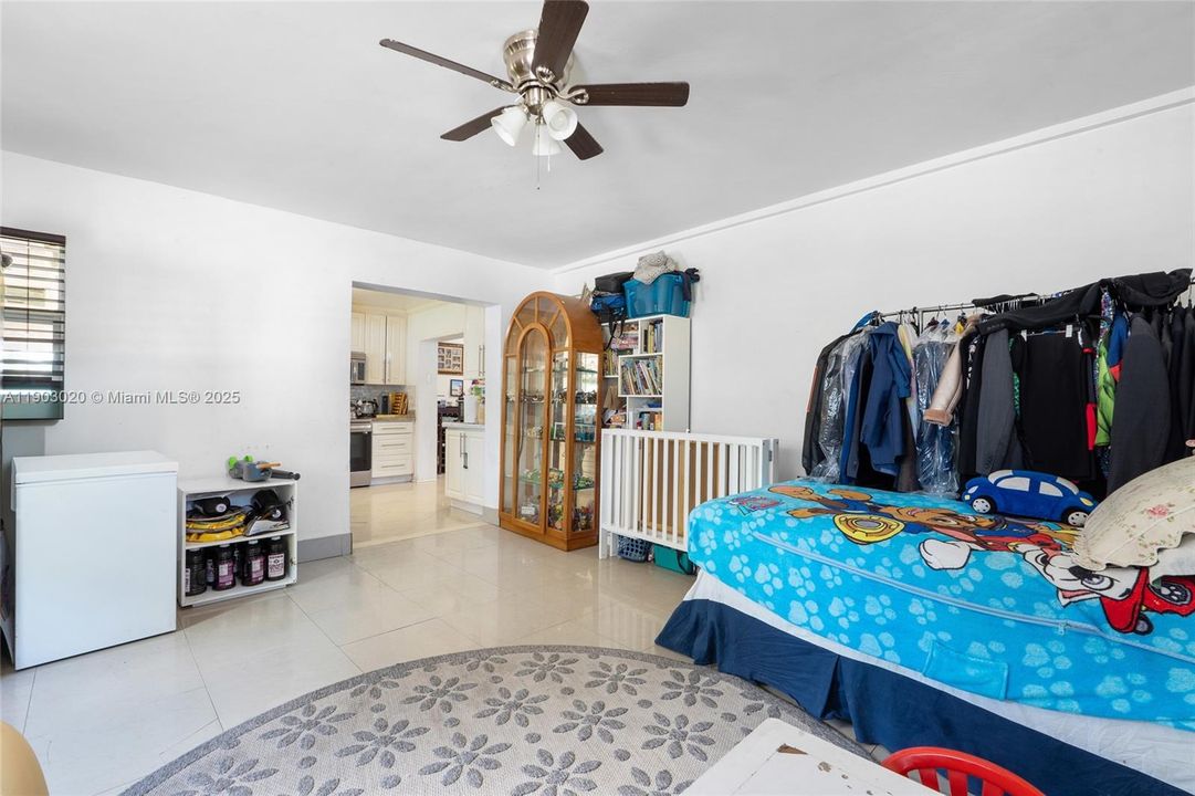 For Sale: $856,000 (4 beds, 3 baths, 1242 Square Feet)