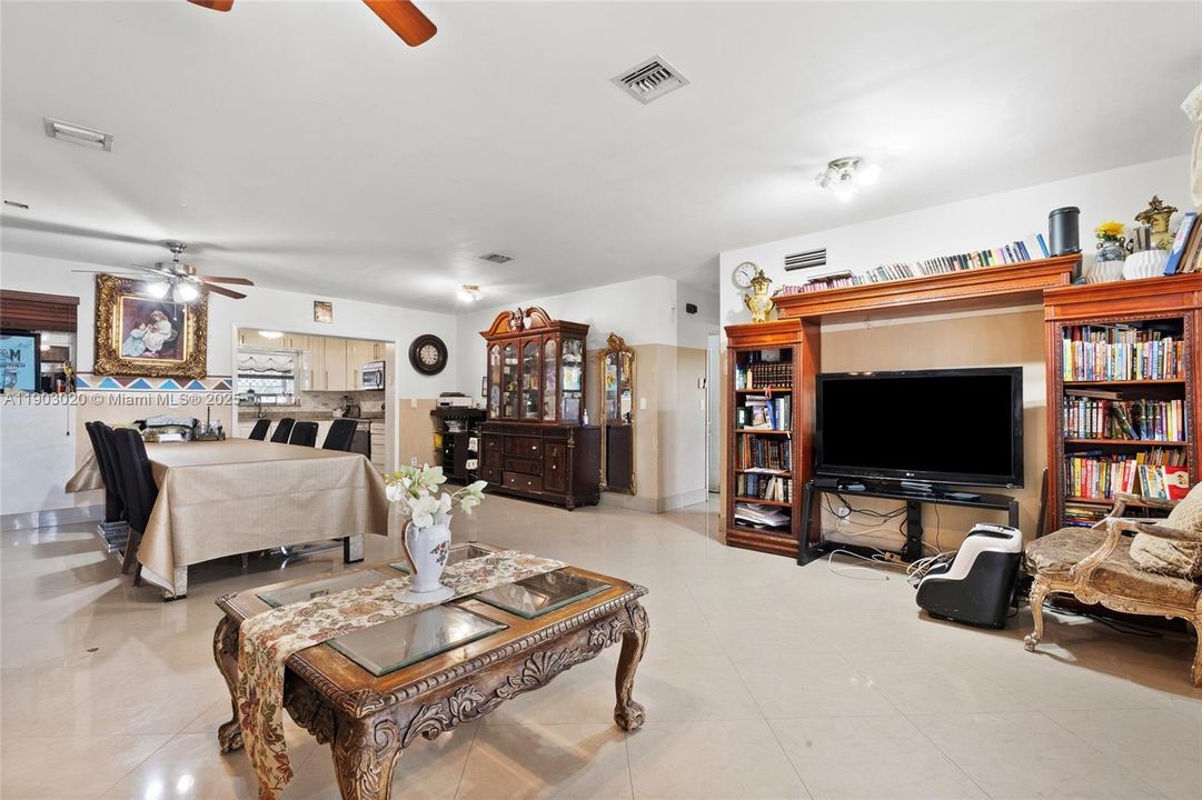 For Sale: $856,000 (4 beds, 3 baths, 1242 Square Feet)