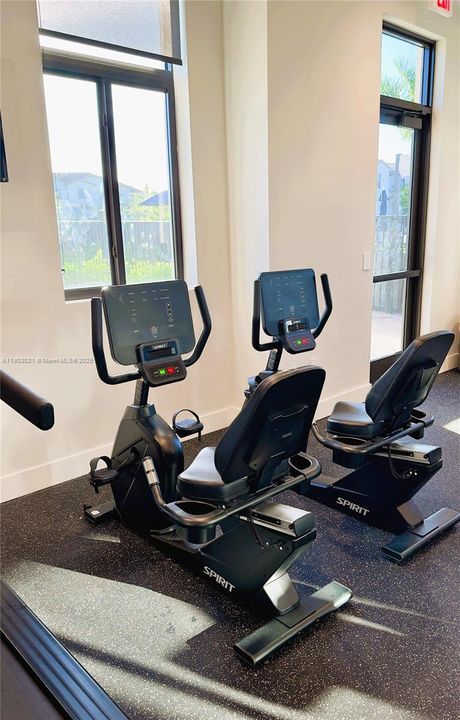 出租: $3,200 (4 贝兹, 2 浴室, 1820 平方英尺)