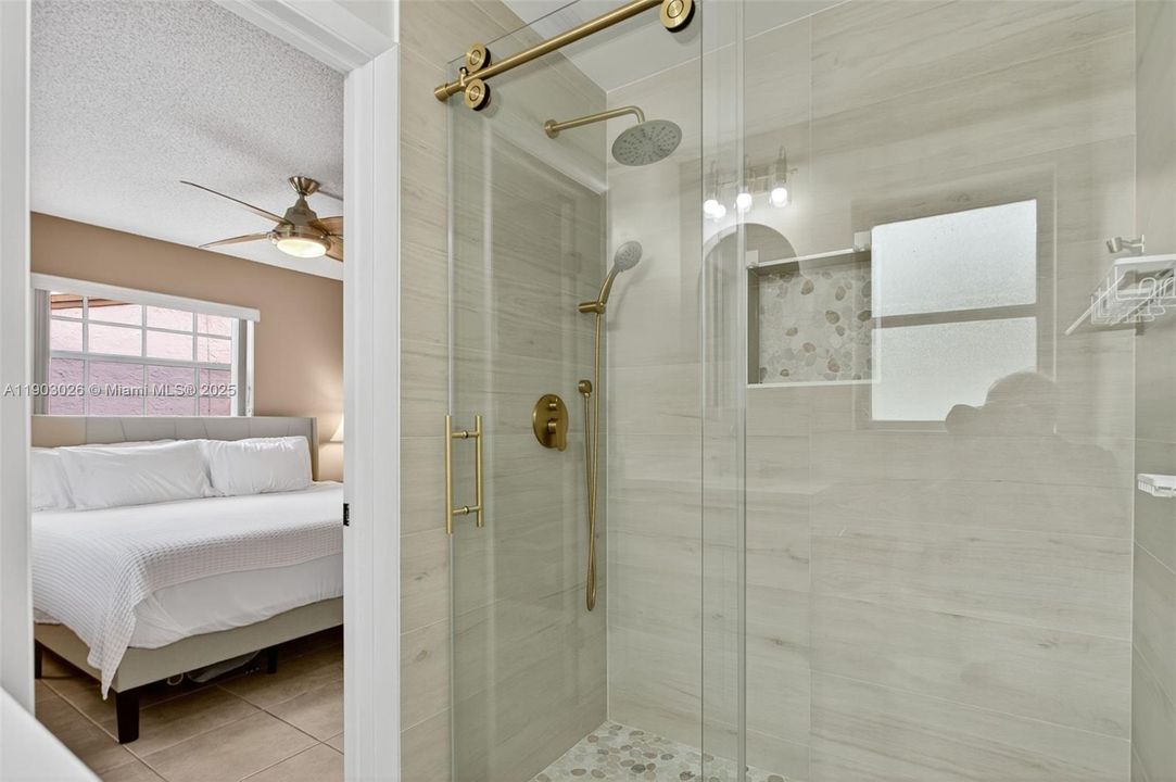 For Sale: $479,000 (3 beds, 2 baths, 1379 Square Feet)