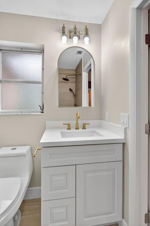 For Sale: $479,000 (3 beds, 2 baths, 1379 Square Feet)