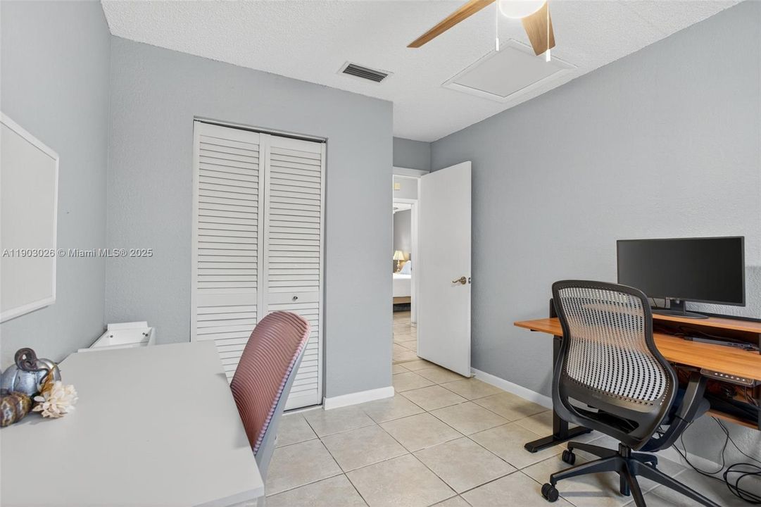 For Sale: $479,000 (3 beds, 2 baths, 1379 Square Feet)