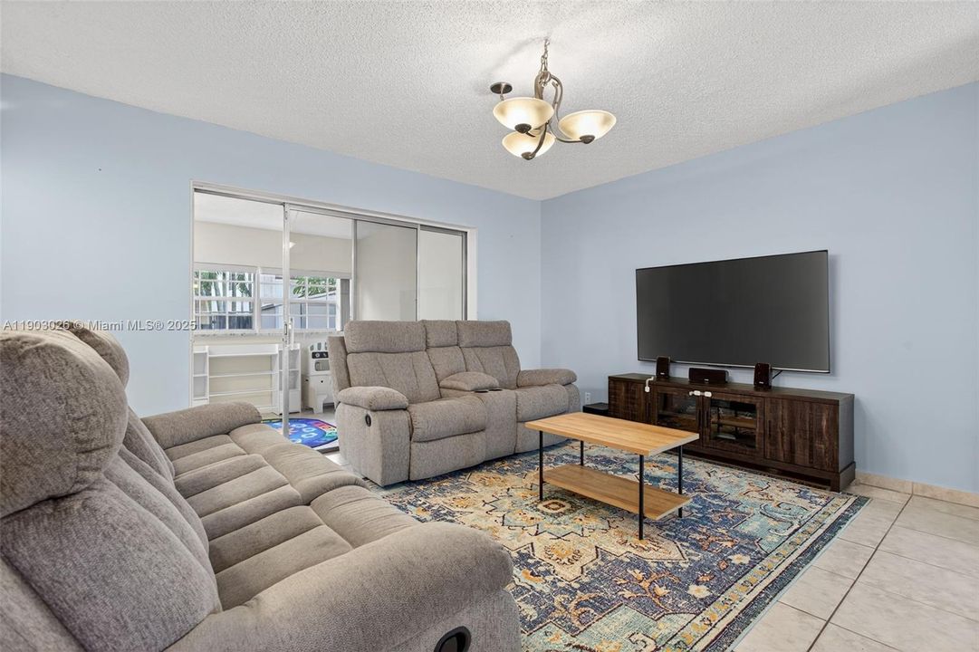 For Sale: $479,000 (3 beds, 2 baths, 1379 Square Feet)