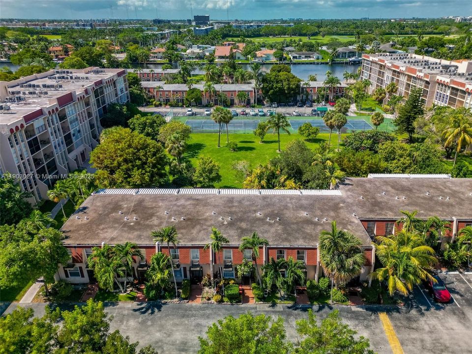 For Sale: $549,000 (3 beds, 2 baths, 1750 Square Feet)