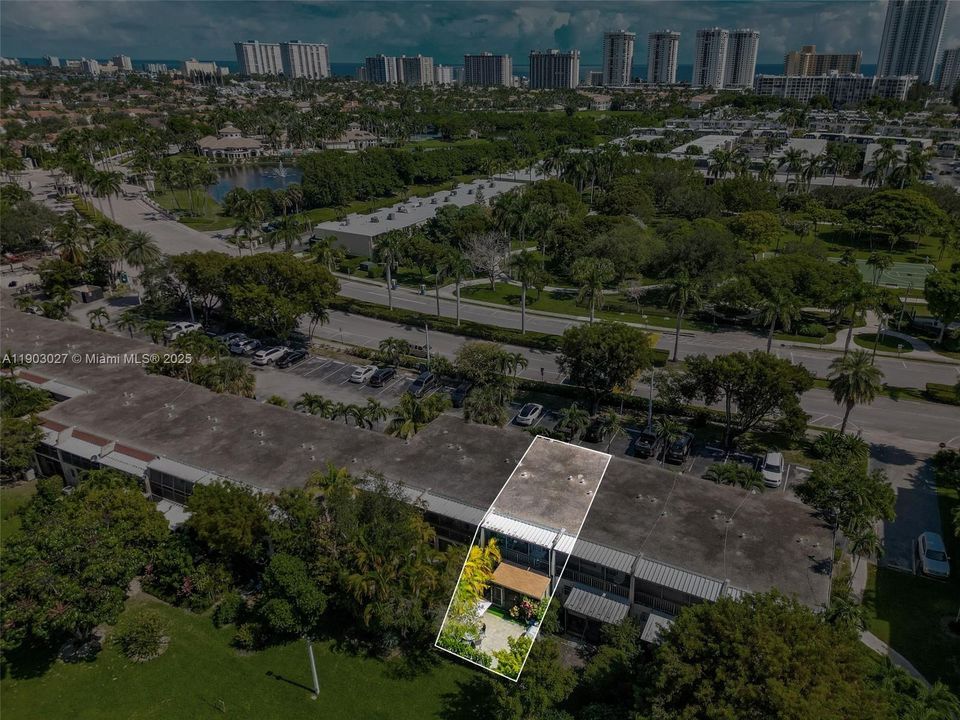 For Sale: $549,000 (3 beds, 2 baths, 1750 Square Feet)