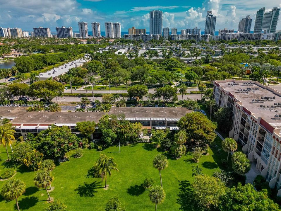 For Sale: $549,000 (3 beds, 2 baths, 1750 Square Feet)