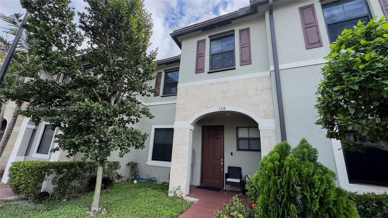 For Sale: $520,000 (3 beds, 2 baths, 1483 Square Feet)