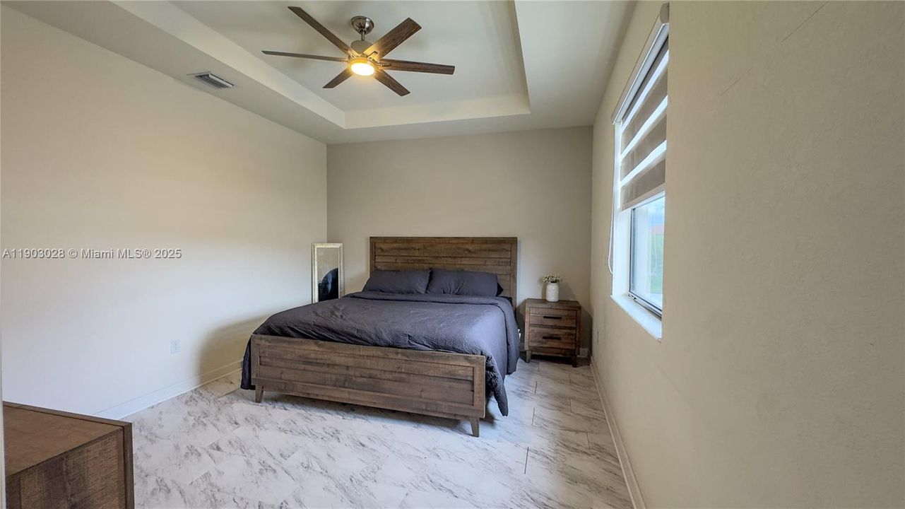 For Sale: $520,000 (3 beds, 2 baths, 1483 Square Feet)